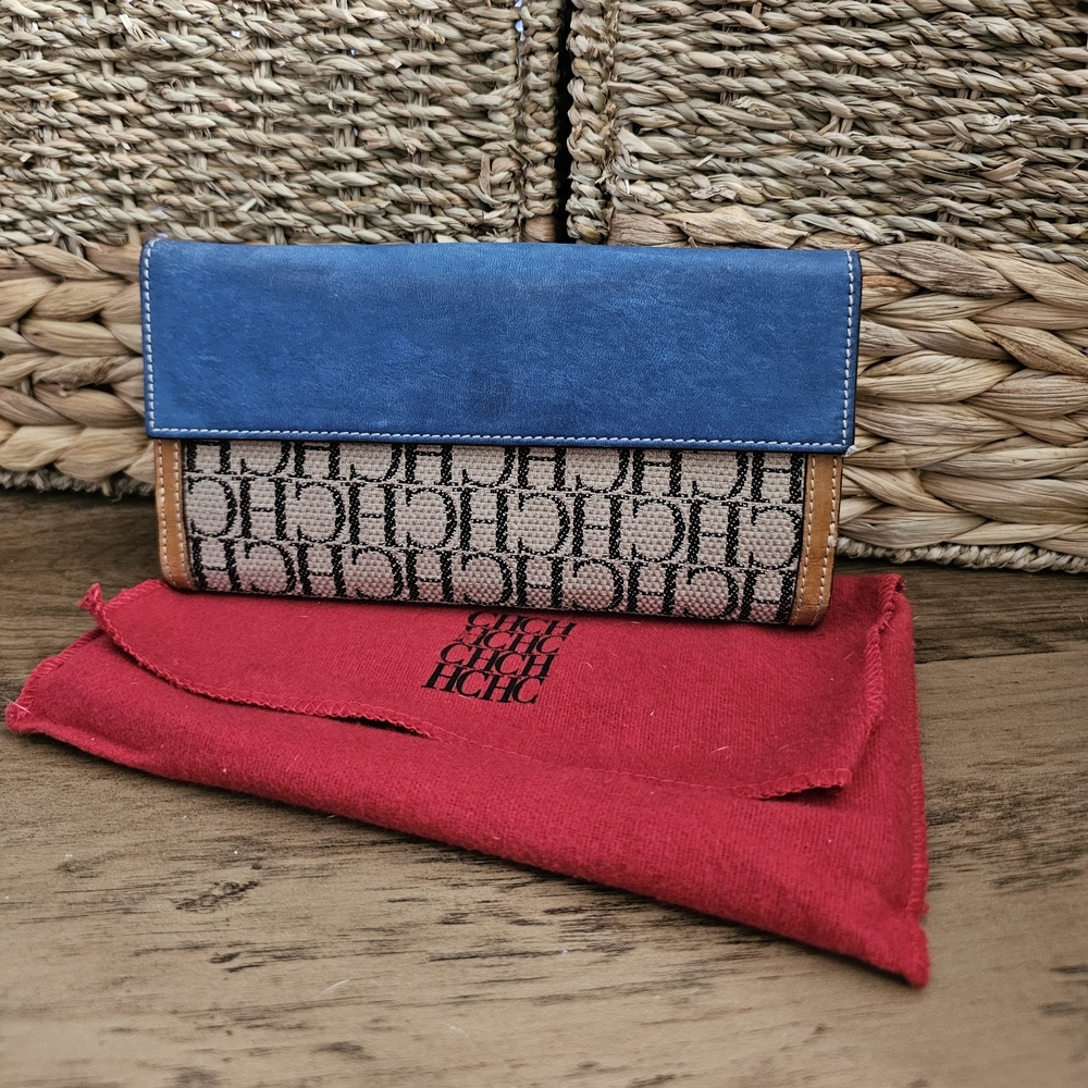 Carolina Herrera Tan Blue Wallet Monogram Quiet Luxury Boho Chic Summer - Picture 2 of 3